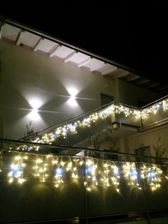Apartamento Casa 32 Torbole Sul Garda Exterior foto